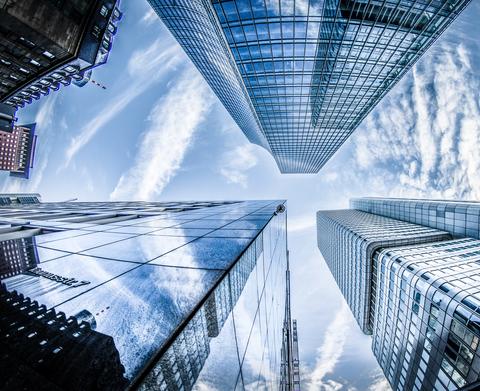 MANAGING BUSINESS CORE RISKS